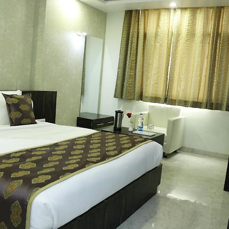 Tulip Continental Hotel Hamirgarh Zewnętrze zdjęcie